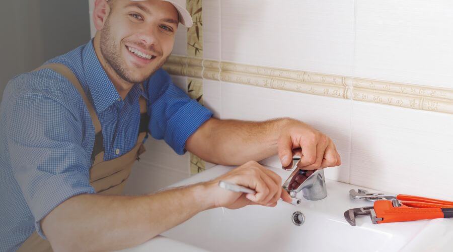Professional clogged drains services in Gering, NE